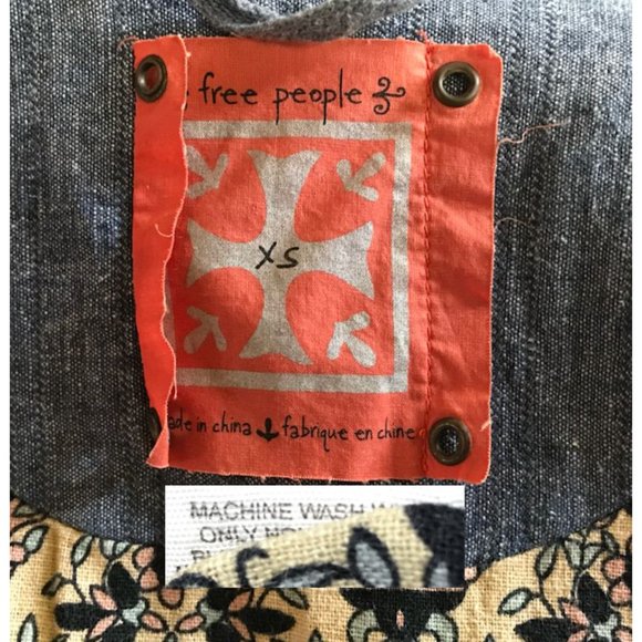 Free People Denim Blue Button Down Jacket Size XS - Picture 11 of 11